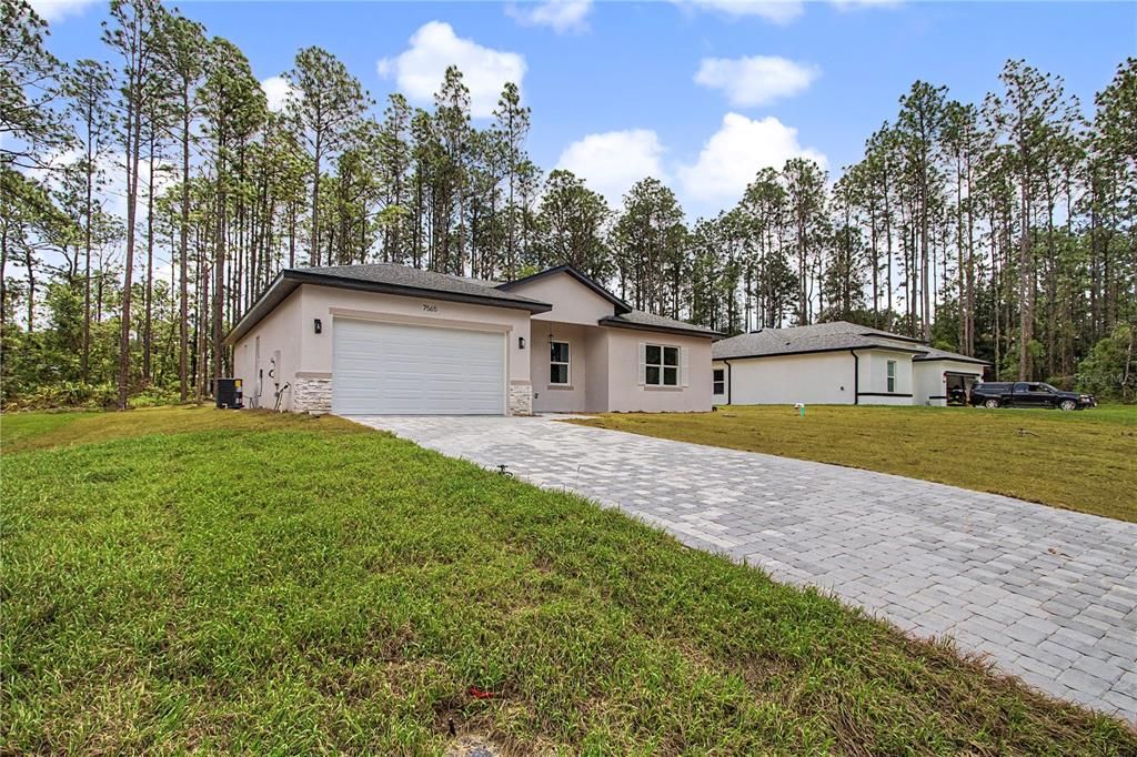 For Sale: $294,900 (4 beds, 2 baths, 1859 Square Feet)