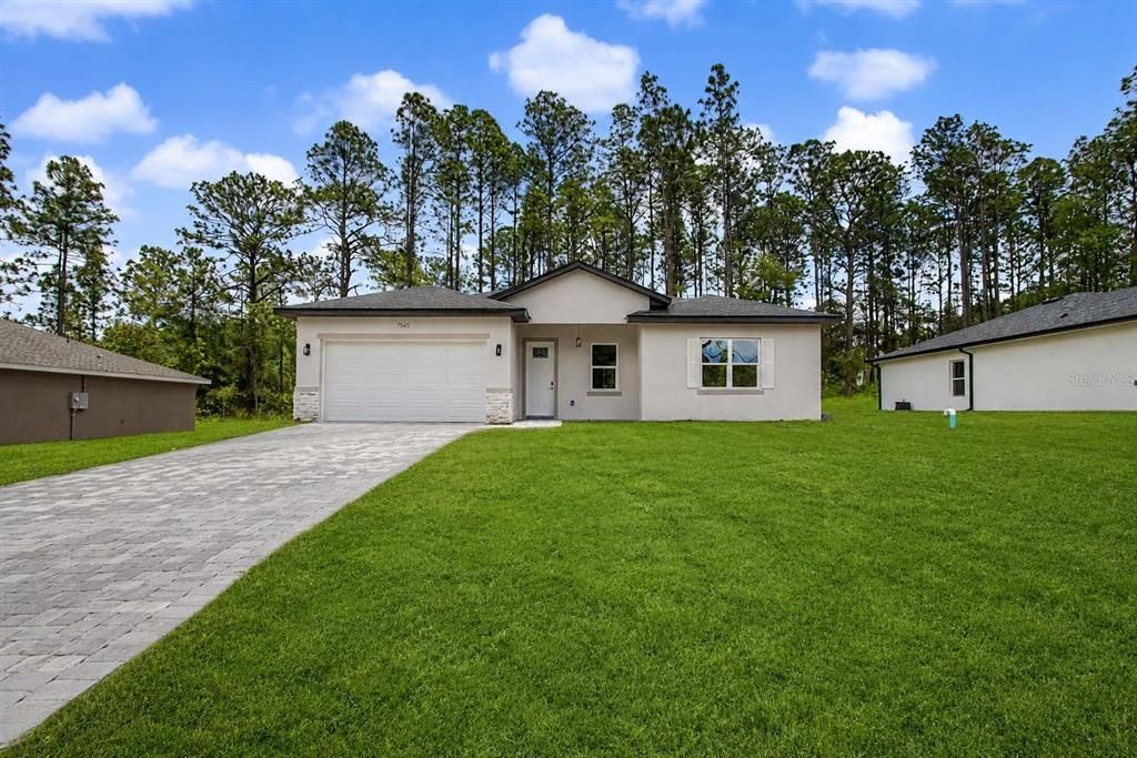 For Sale: $294,900 (4 beds, 2 baths, 1859 Square Feet)