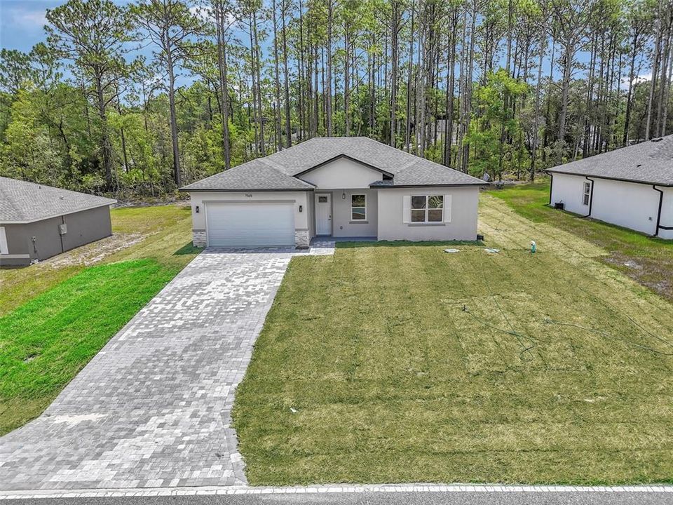 For Sale: $294,900 (4 beds, 2 baths, 1859 Square Feet)