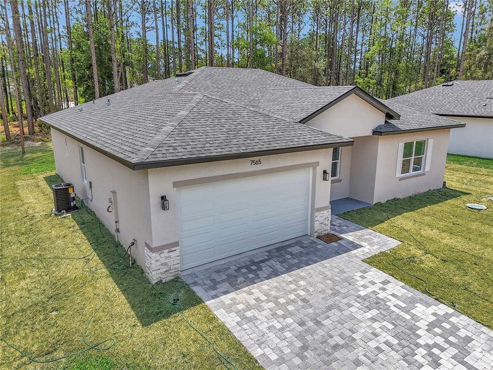 For Sale: $294,900 (4 beds, 2 baths, 1859 Square Feet)