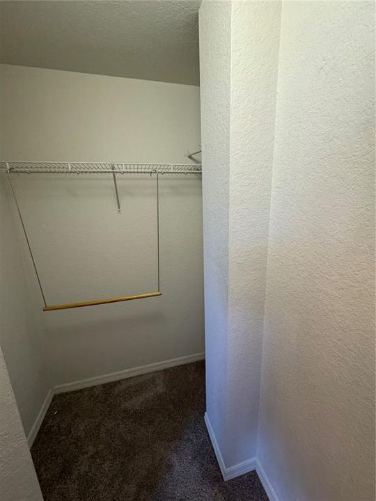 For Sale: $390,000 (1 beds, 1 baths, 1015 Square Feet)