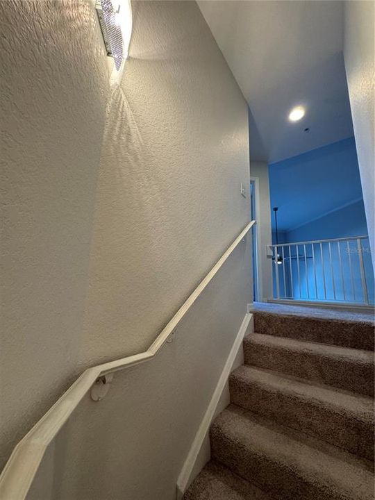 For Sale: $390,000 (1 beds, 1 baths, 1015 Square Feet)