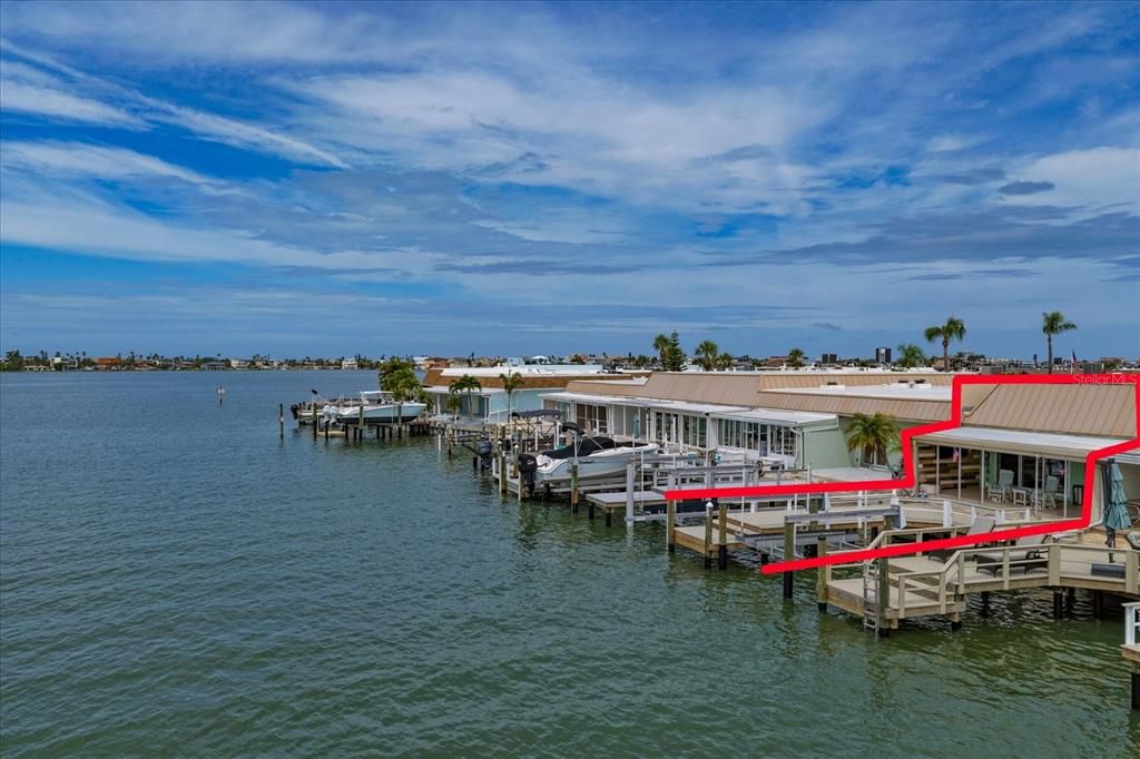 For Sale: $549,000 (2 beds, 2 baths, 1400 Square Feet)