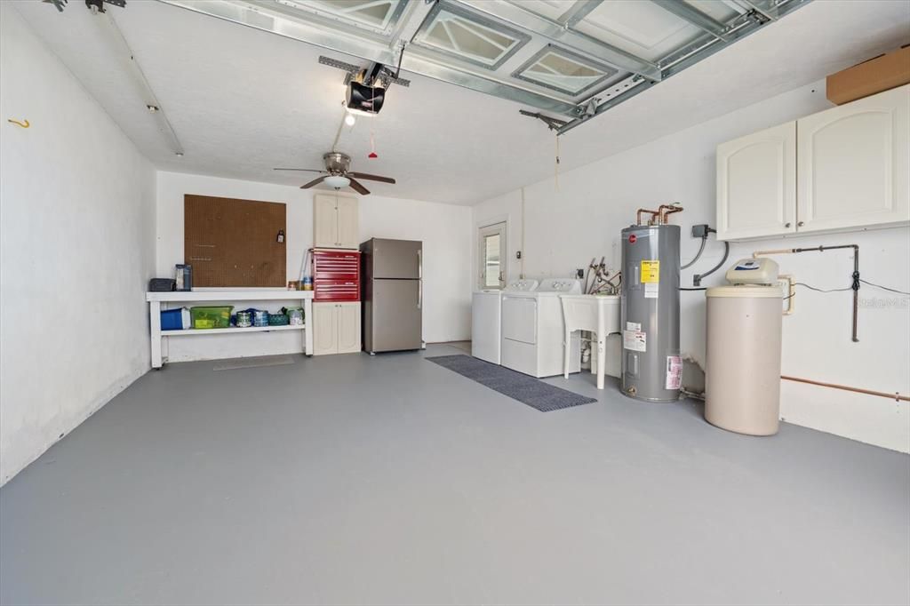 For Sale: $549,000 (2 beds, 2 baths, 1400 Square Feet)