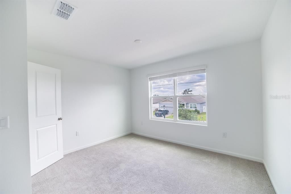 В аренду: $2,300 (3 спален, 2 ванн, 1704 Квадратных фут)