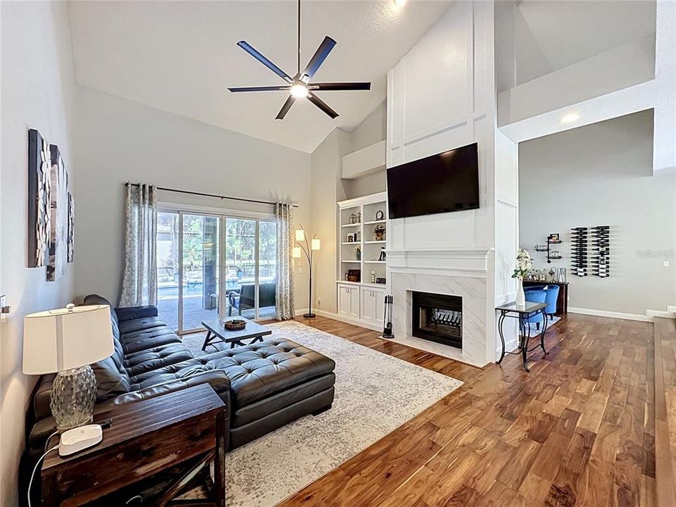 For Sale: $1,175,000 (4 beds, 3 baths, 2816 Square Feet)