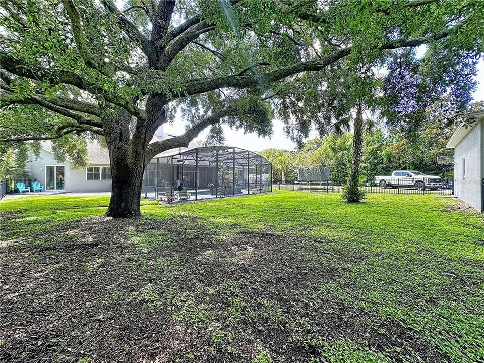 For Sale: $1,175,000 (4 beds, 3 baths, 2816 Square Feet)