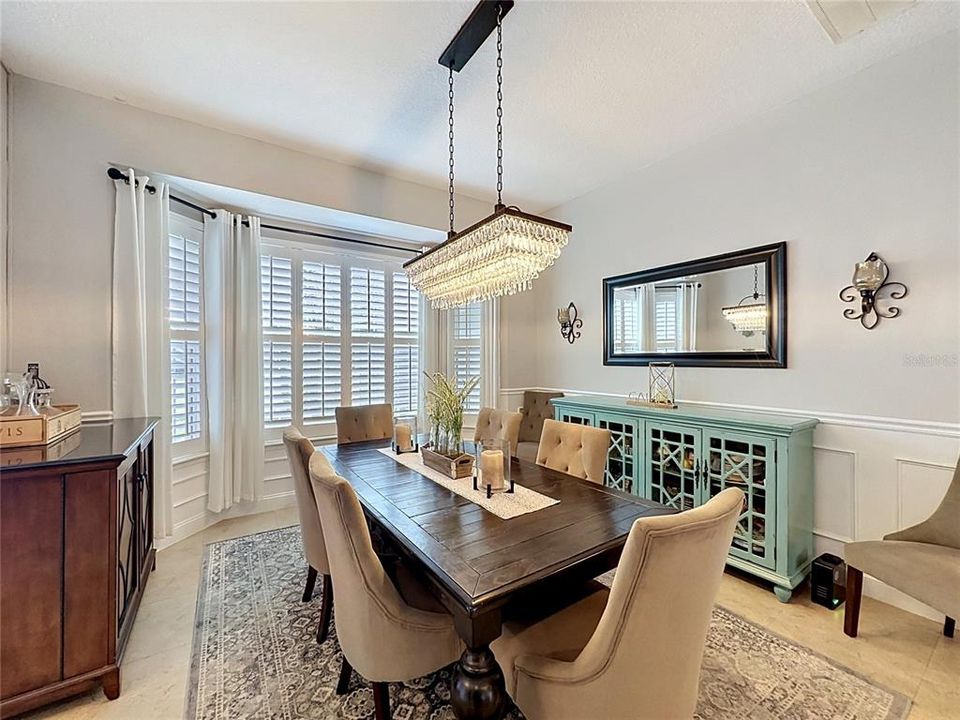 For Sale: $1,175,000 (4 beds, 3 baths, 2816 Square Feet)
