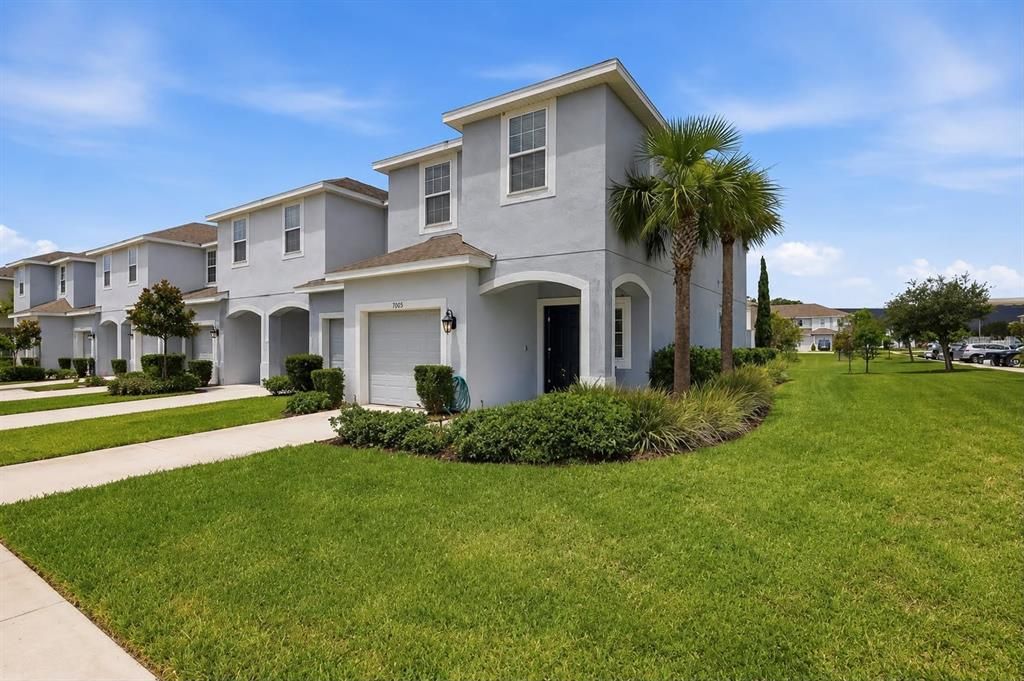 For Sale: $285,000 (3 beds, 2 baths, 1576 Square Feet)