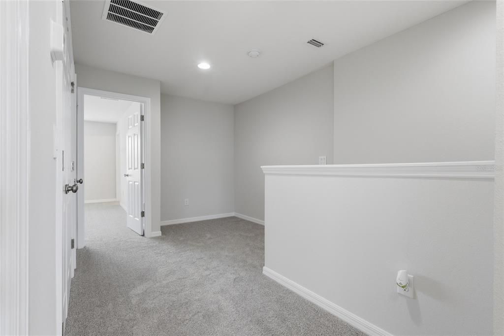 For Sale: $285,000 (3 beds, 2 baths, 1576 Square Feet)