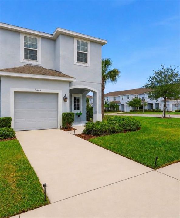 For Sale: $285,000 (3 beds, 2 baths, 1576 Square Feet)