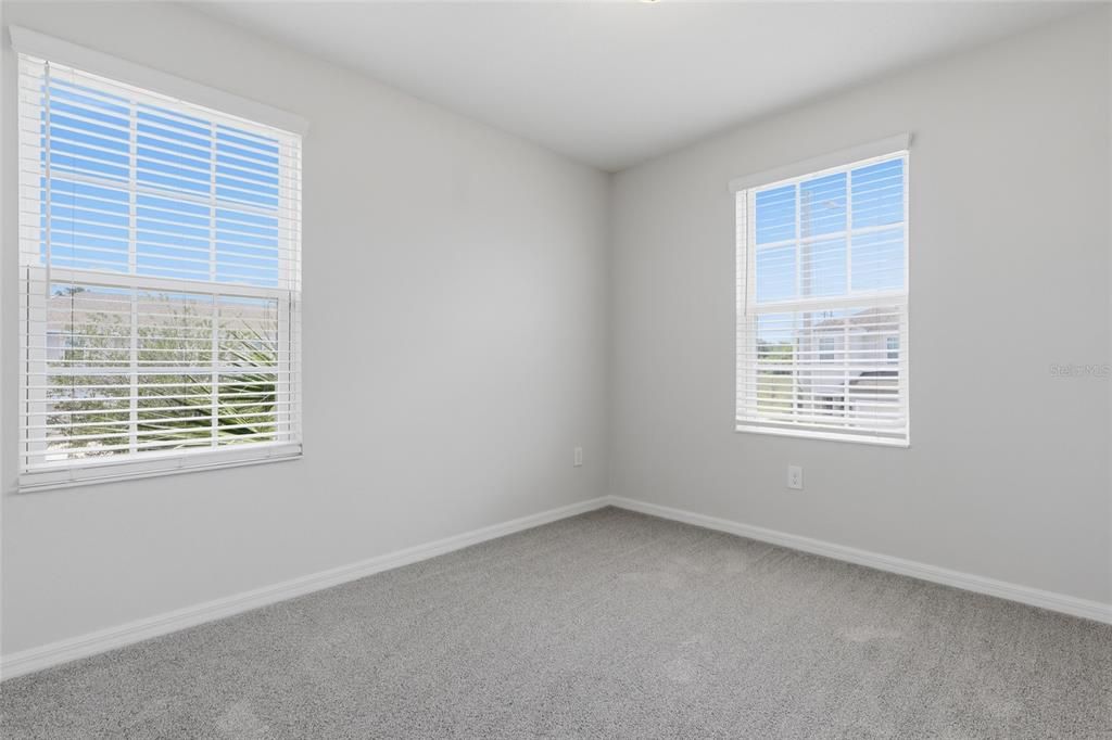 For Sale: $285,000 (3 beds, 2 baths, 1576 Square Feet)