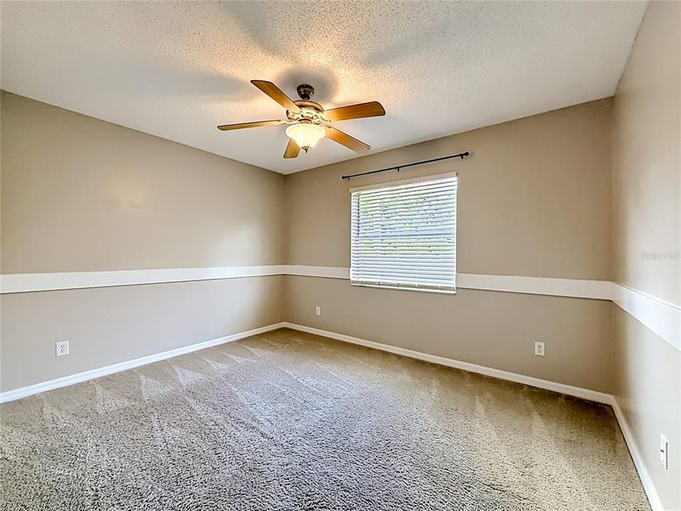 For Sale: $320,000 (3 beds, 2 baths, 1458 Square Feet)