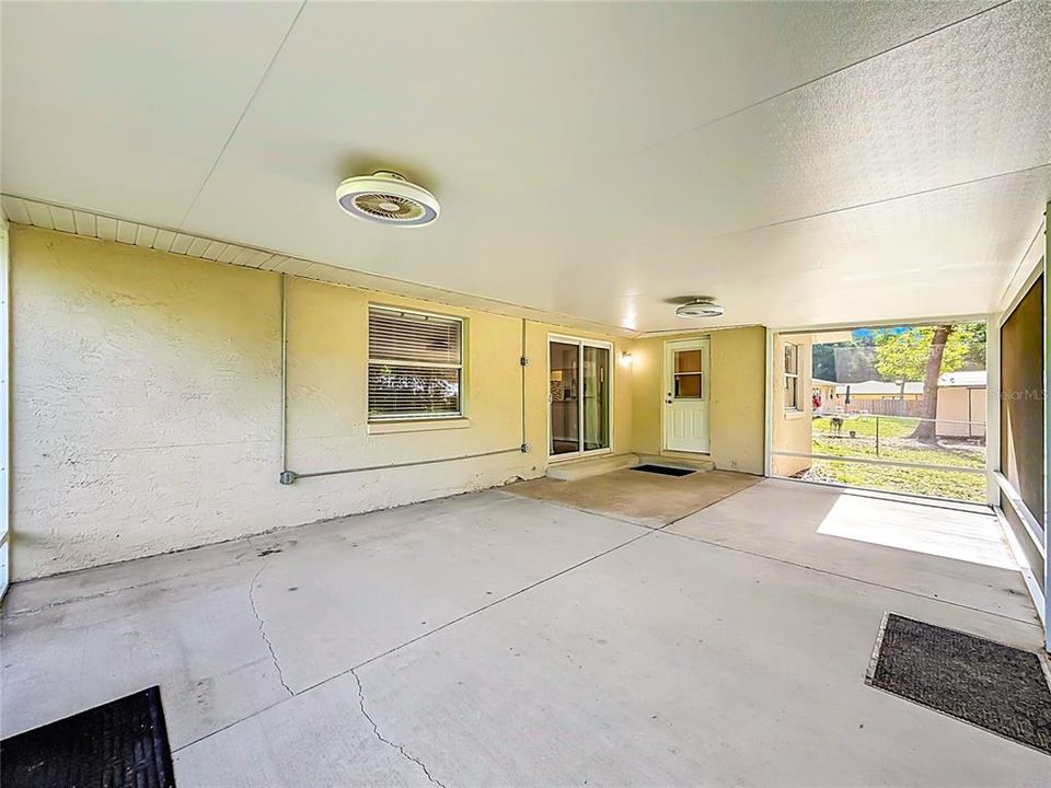 For Sale: $320,000 (3 beds, 2 baths, 1458 Square Feet)
