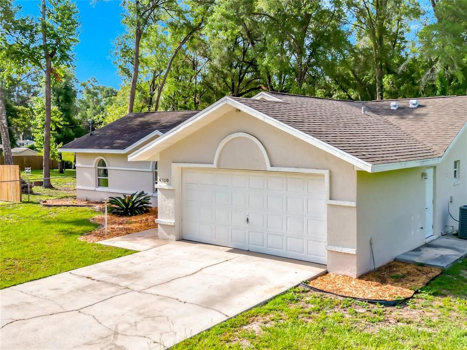 For Sale: $320,000 (3 beds, 2 baths, 1458 Square Feet)