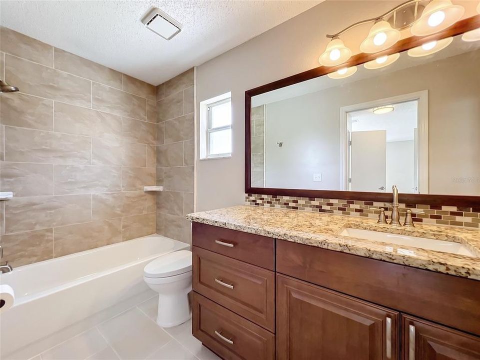 For Sale: $320,000 (3 beds, 2 baths, 1458 Square Feet)