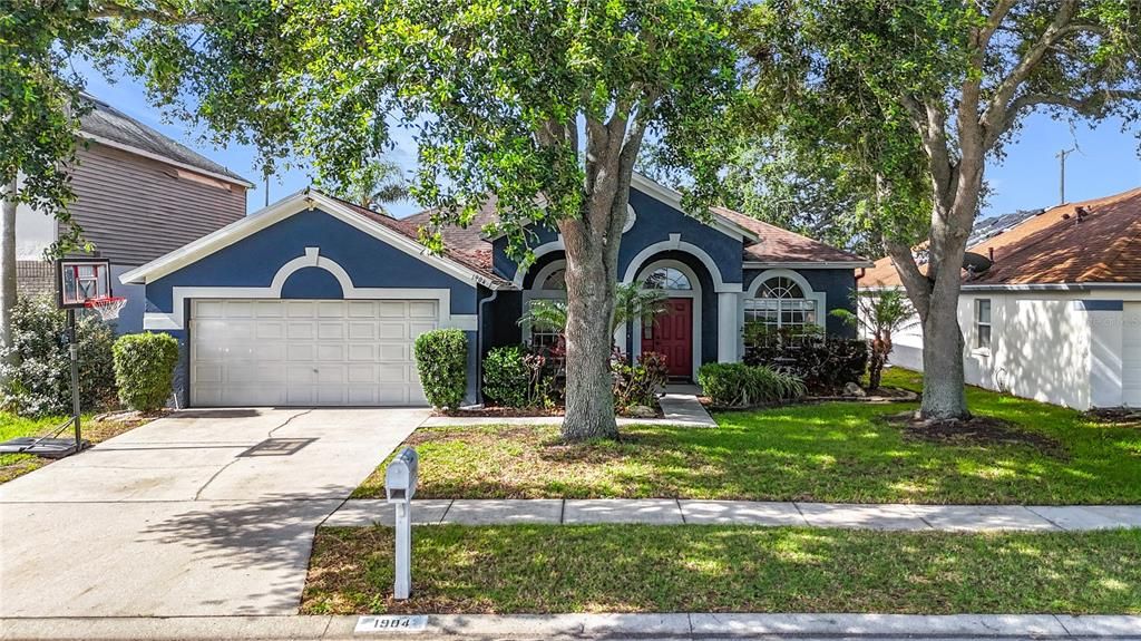 For Sale: $442,000 (4 beds, 2 baths, 2045 Square Feet)