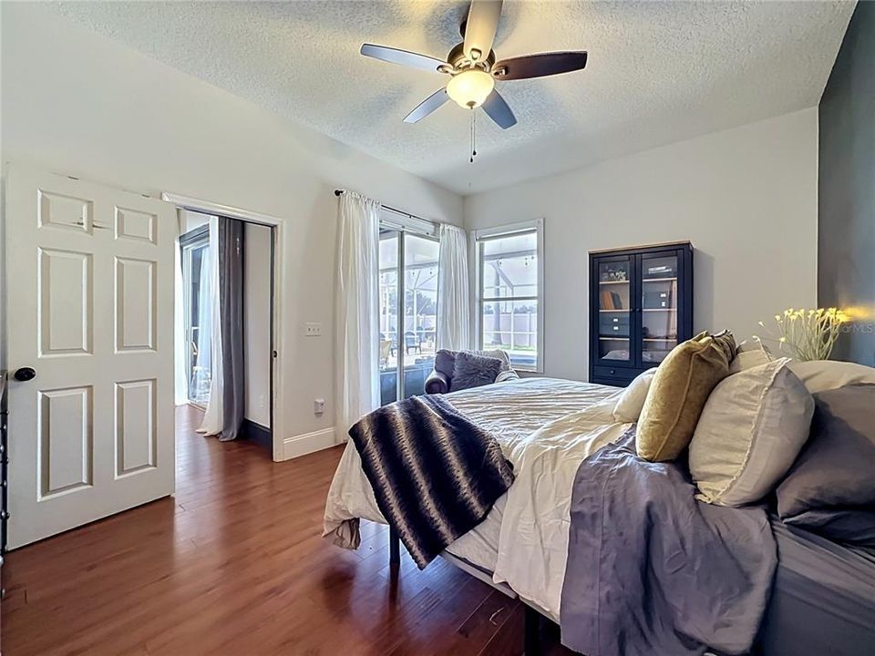For Sale: $442,000 (4 beds, 2 baths, 2045 Square Feet)