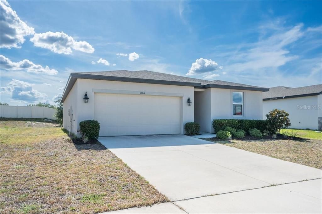 For Sale: $275,000 (3 beds, 2 baths, 1491 Square Feet)
