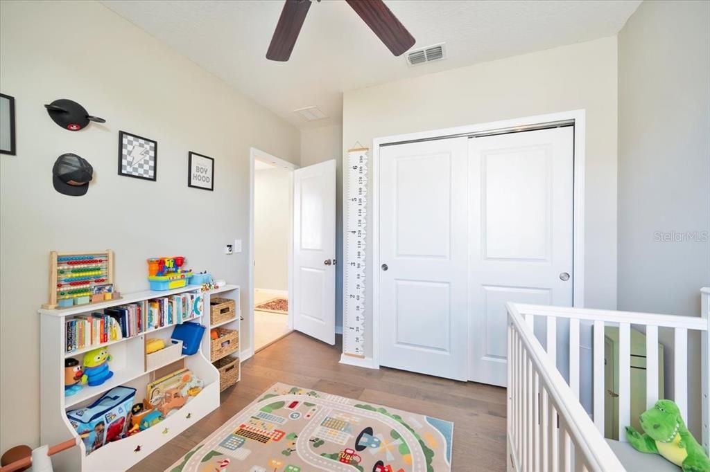 For Sale: $275,000 (3 beds, 2 baths, 1491 Square Feet)