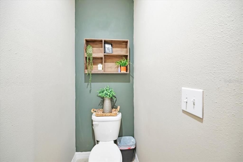 For Sale: $275,000 (3 beds, 2 baths, 1491 Square Feet)