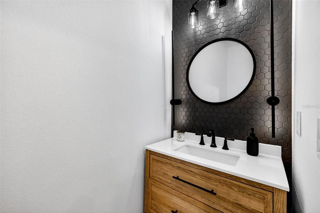 En Venta: $798,900 (5 camas, 4 baños, 3475 Pies cuadrados)