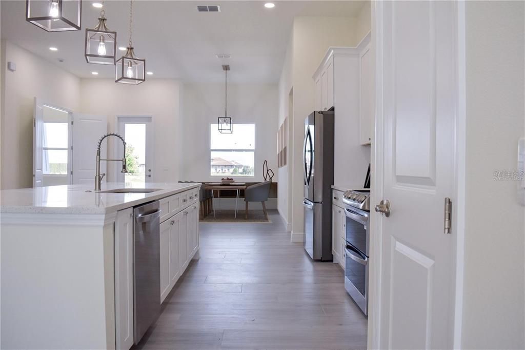 For Rent: $3,000 (4 beds, 3 baths, 2904 Square Feet)