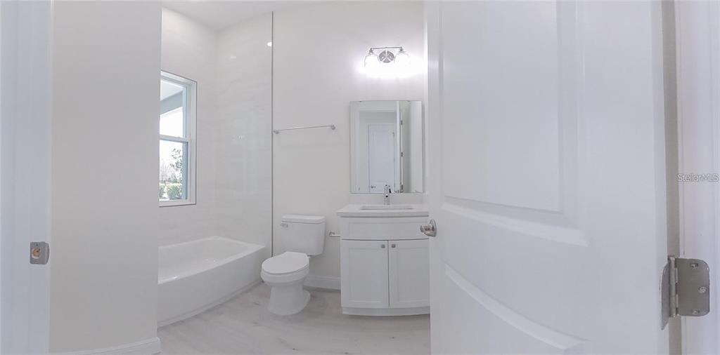 For Rent: $3,000 (4 beds, 3 baths, 2904 Square Feet)