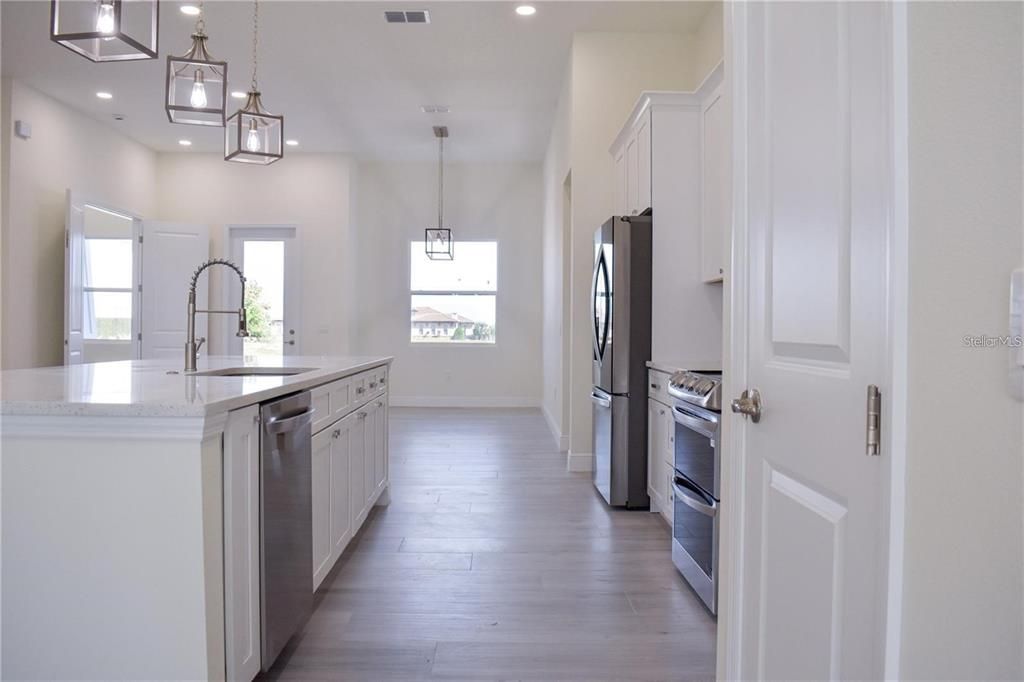 For Rent: $3,000 (4 beds, 3 baths, 2904 Square Feet)