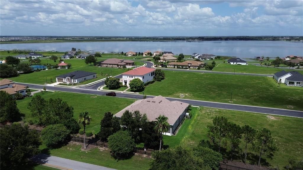 For Rent: $3,000 (4 beds, 3 baths, 2904 Square Feet)