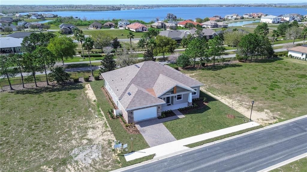 For Rent: $3,000 (4 beds, 3 baths, 2904 Square Feet)