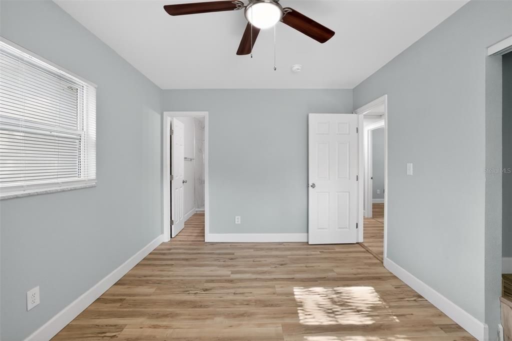 Active With Contract: $340,000 (3 beds, 2 baths, 1599 Square Feet)