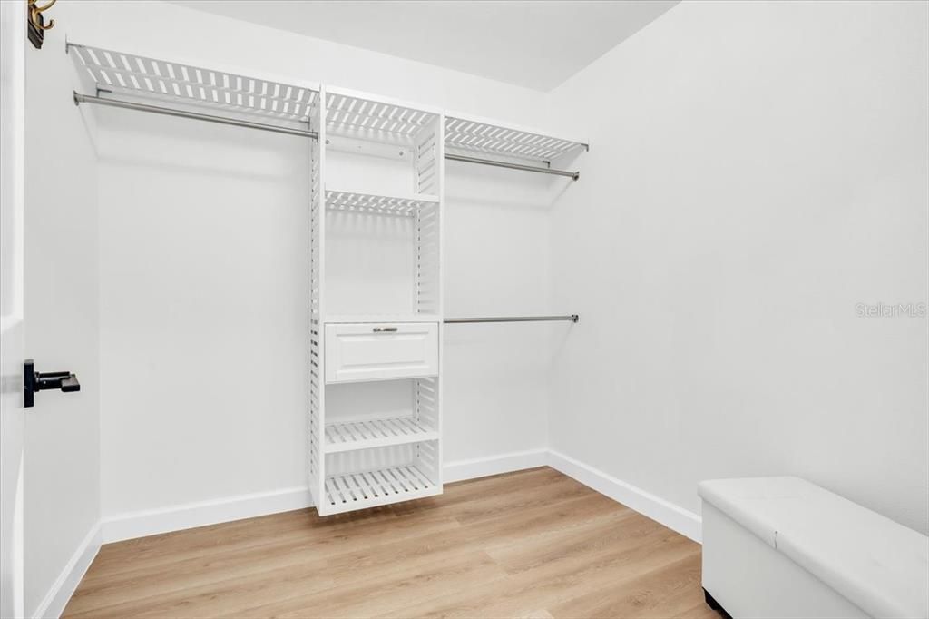 For Sale: $550,000 (2 beds, 2 baths, 1468 Square Feet)