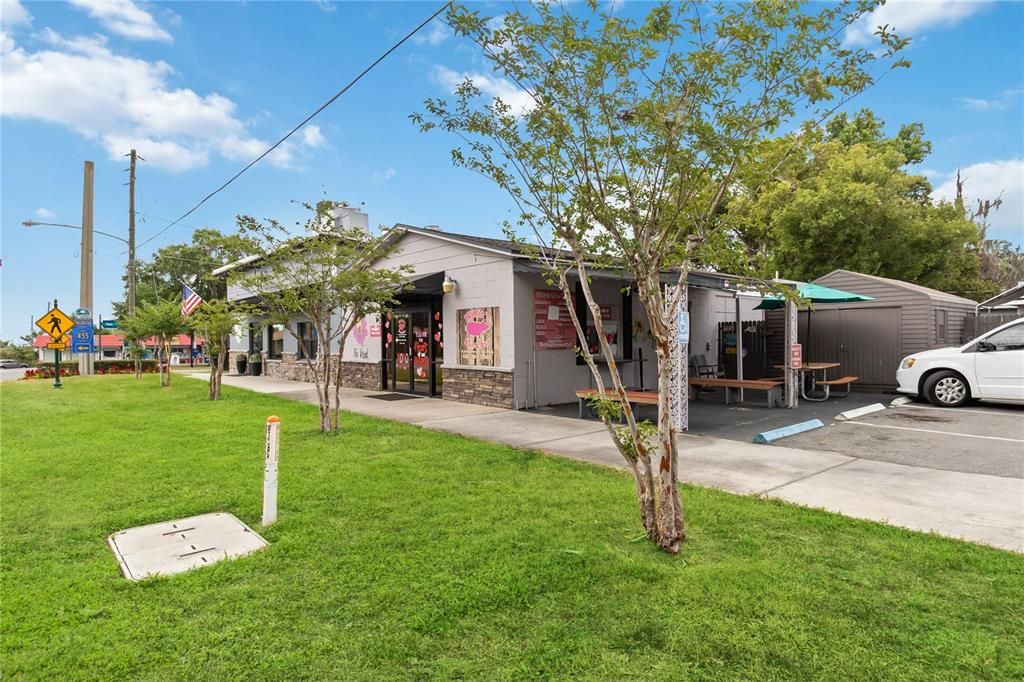 For Sale: $849,000 (0 beds, 0 baths, 2547 Square Feet)