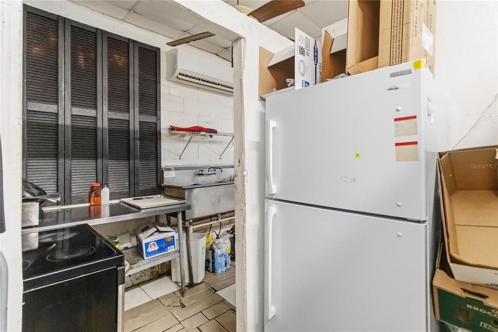 For Sale: $849,000 (0 beds, 0 baths, 2547 Square Feet)