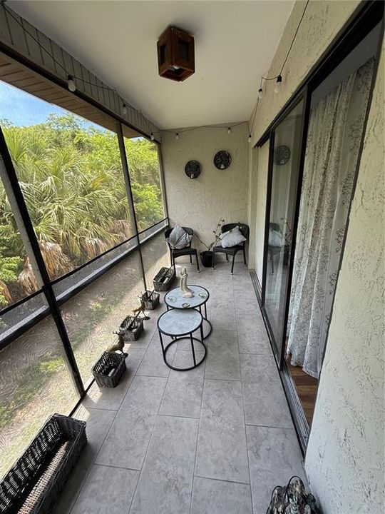For Sale: $140,000 (2 beds, 2 baths, 1096 Square Feet)