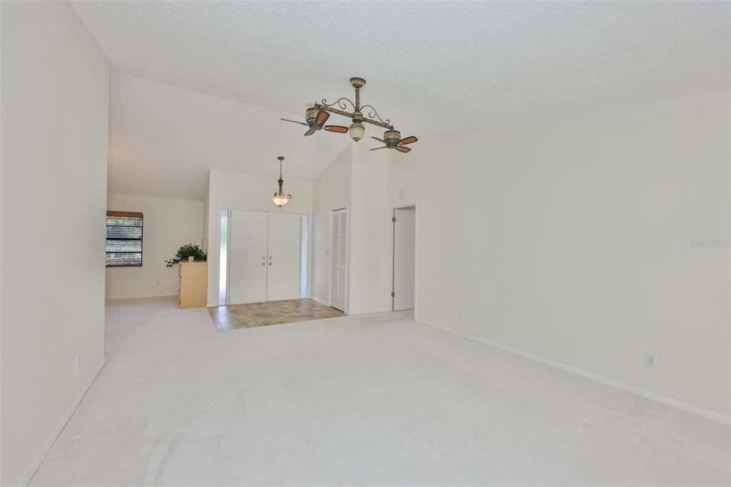 For Sale: $375,000 (3 beds, 2 baths, 2555 Square Feet)