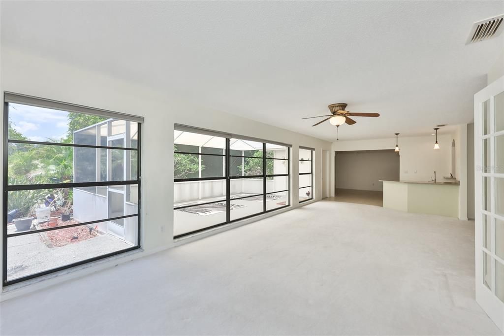 For Sale: $375,000 (3 beds, 2 baths, 2555 Square Feet)