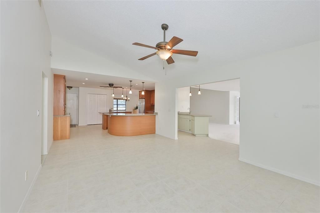 For Sale: $375,000 (3 beds, 2 baths, 2555 Square Feet)
