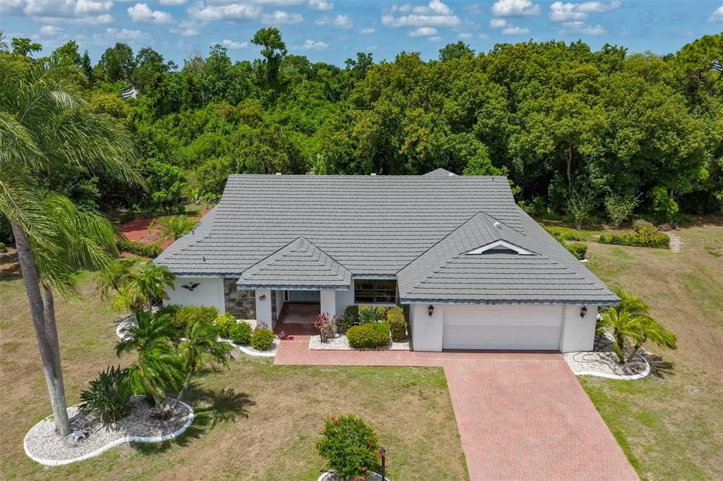 For Sale: $375,000 (3 beds, 2 baths, 2555 Square Feet)
