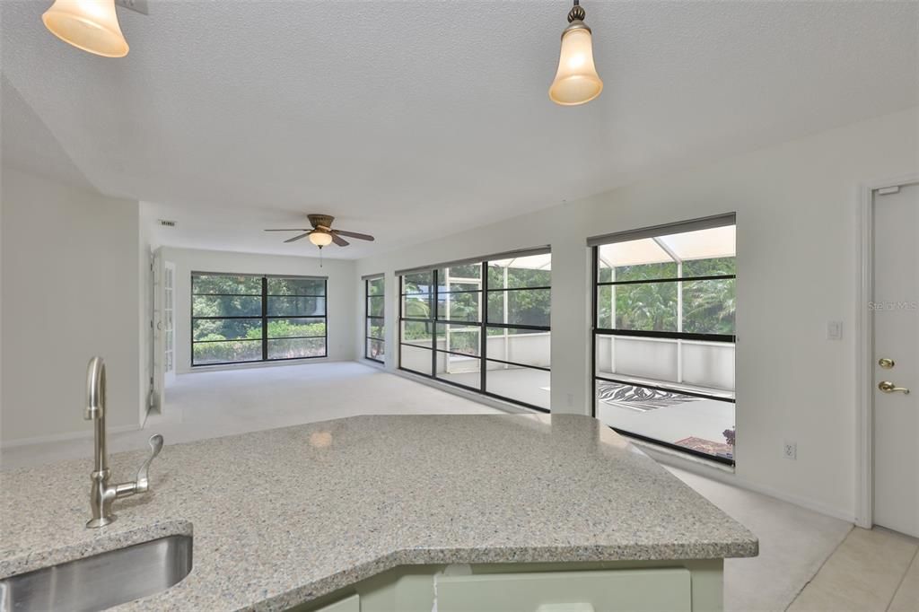 For Sale: $375,000 (3 beds, 2 baths, 2555 Square Feet)