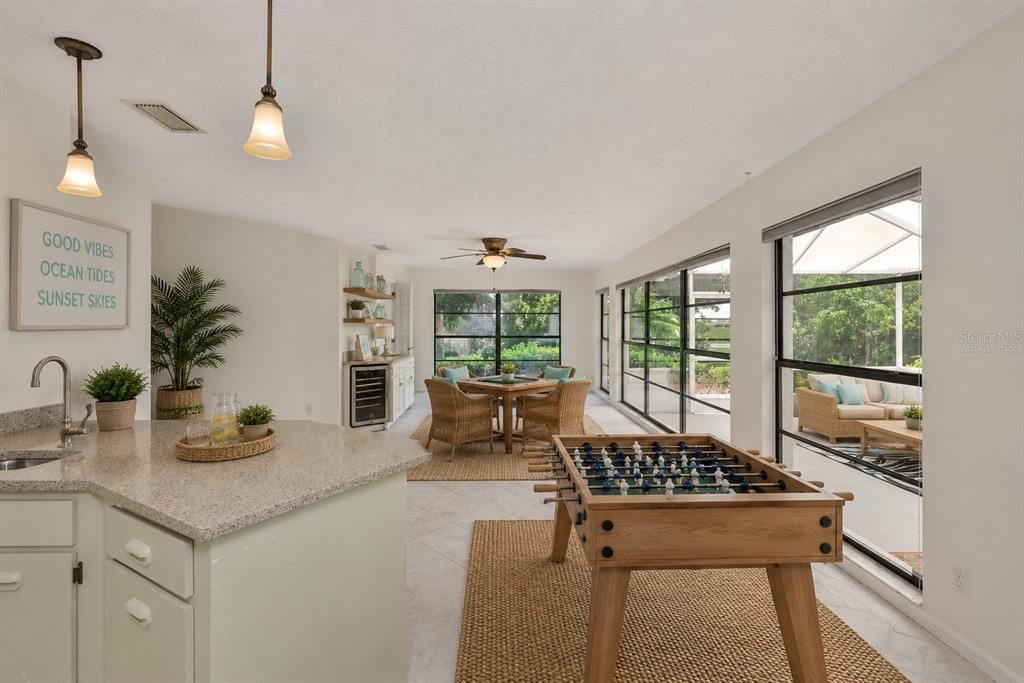 For Sale: $375,000 (3 beds, 2 baths, 2555 Square Feet)