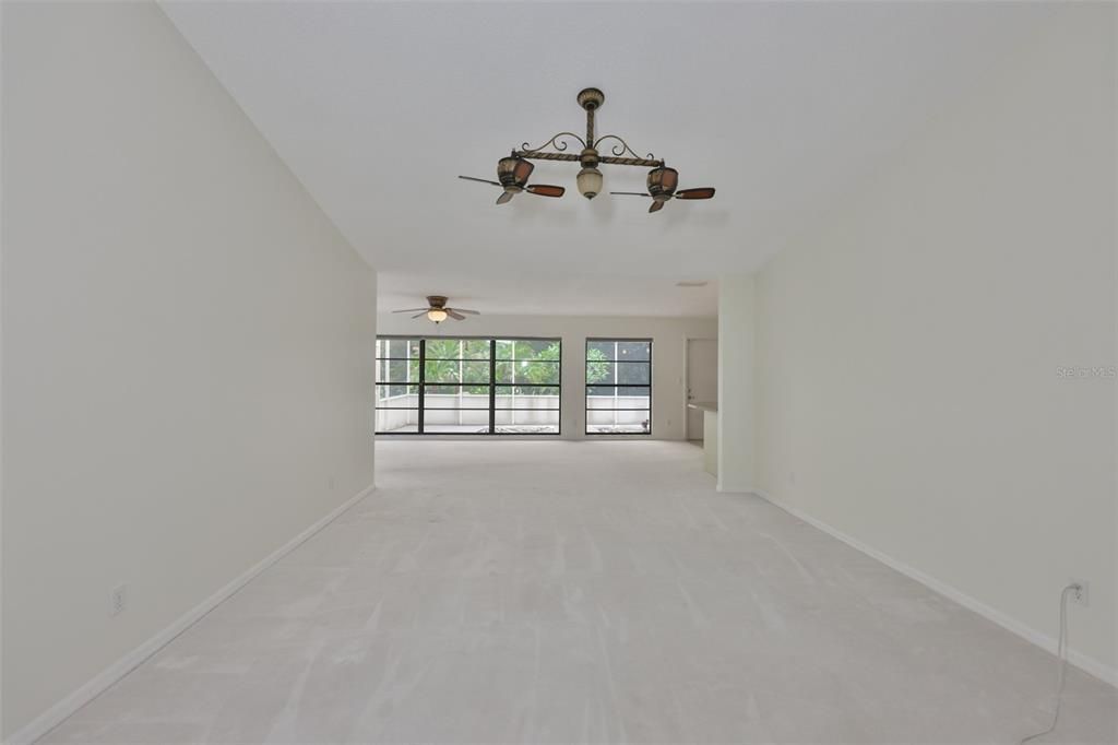 For Sale: $375,000 (3 beds, 2 baths, 2555 Square Feet)