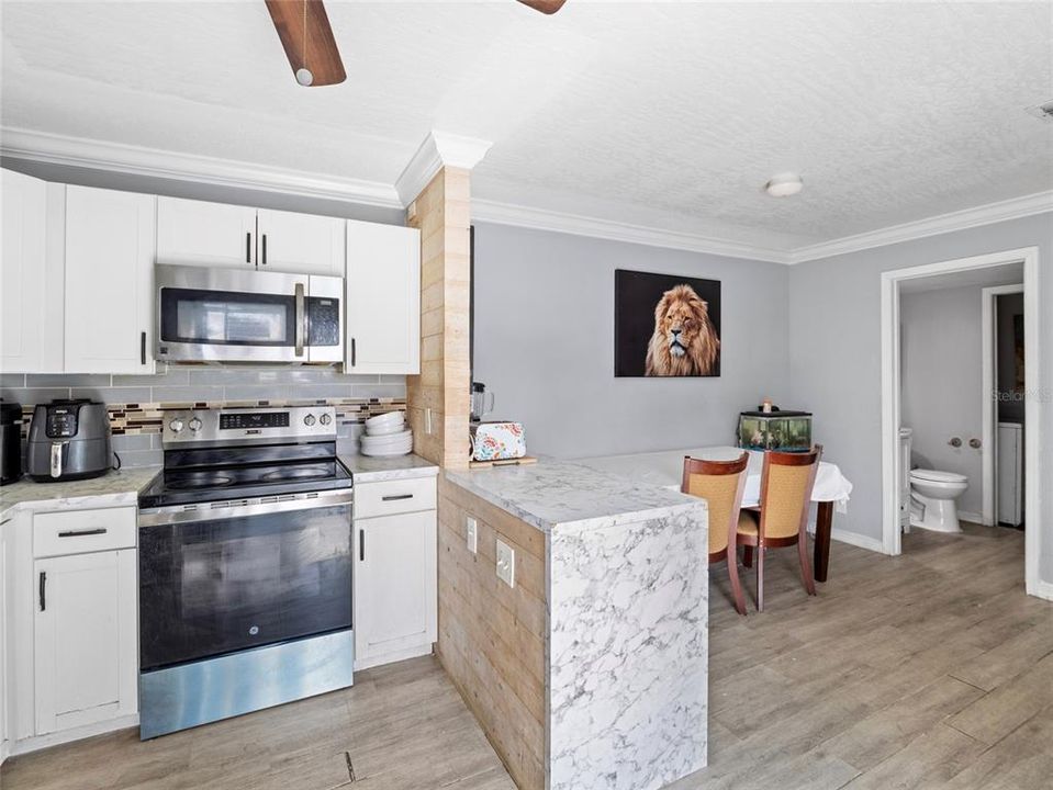 For Sale: $130,000 (2 beds, 1 baths, 1236 Square Feet)