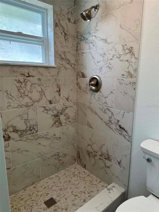 For Rent: $2,400 (3 beds, 2 baths, 1062 Square Feet)