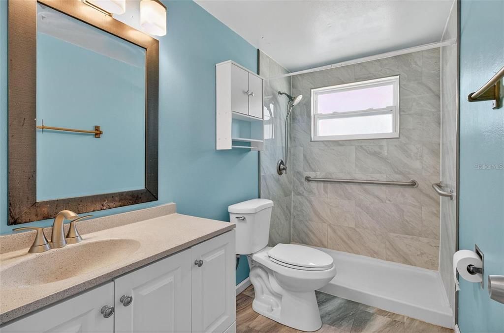 For Rent: $2,400 (3 beds, 2 baths, 1062 Square Feet)