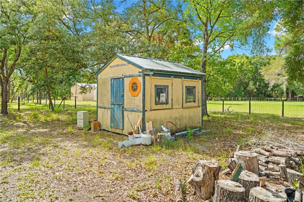 Active With Contract: $237,000 (2 beds, 2 baths, 924 Square Feet)
