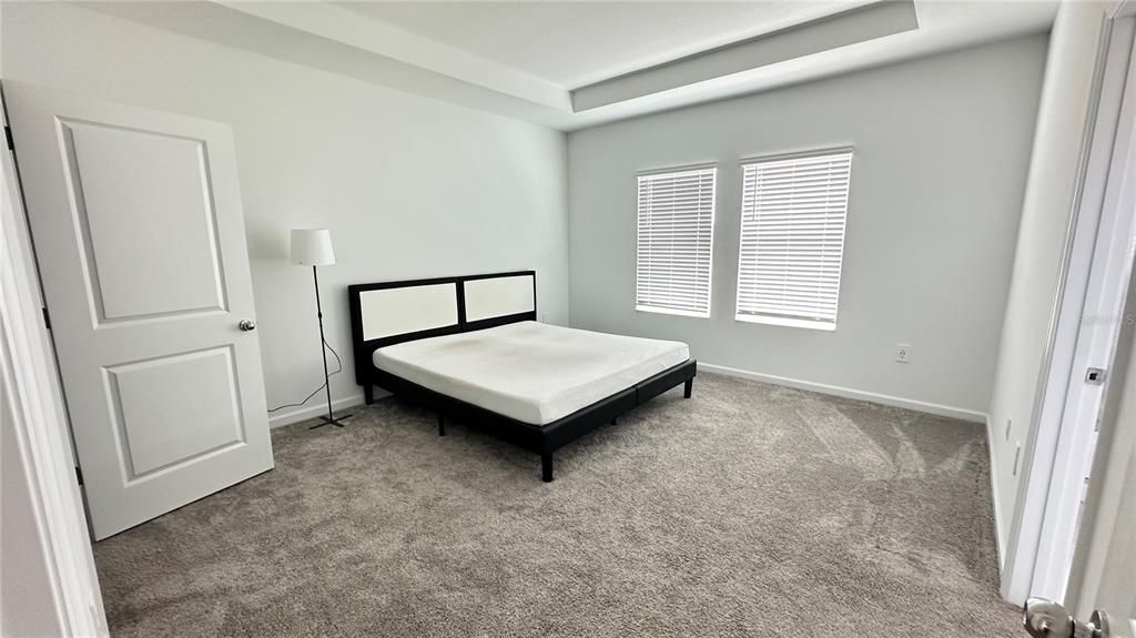 For Rent: $2,225 (3 beds, 2 baths, 1873 Square Feet)