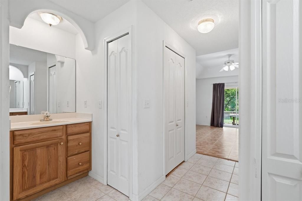 For Sale: $395,000 (3 beds, 2 baths, 1691 Square Feet)