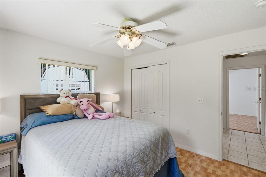 For Sale: $395,000 (3 beds, 2 baths, 1691 Square Feet)